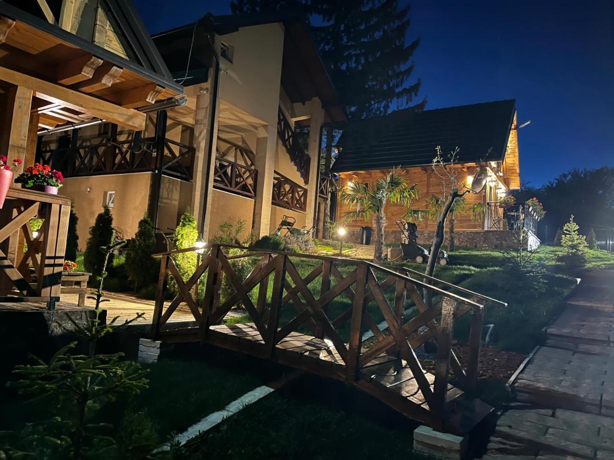 Apartmani Joka - Drvene kucice Vrdnik Exterior foto